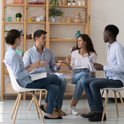 Profissões que trabalham com pessoas, mas fora do atendimento direto
