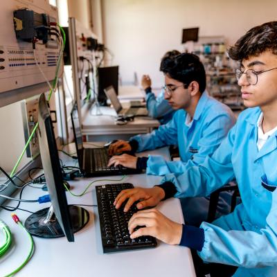 Áreas técnicas com alta empregabilidade e cursos curtos