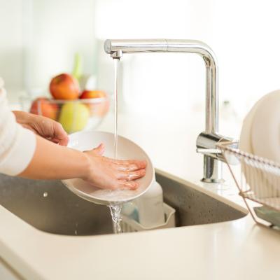 Nova chance para quem busca estabilidade como lavador de pratos na Espanha